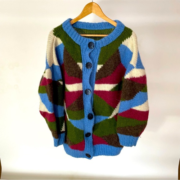 Sweaters - Handknit vintage cardigan